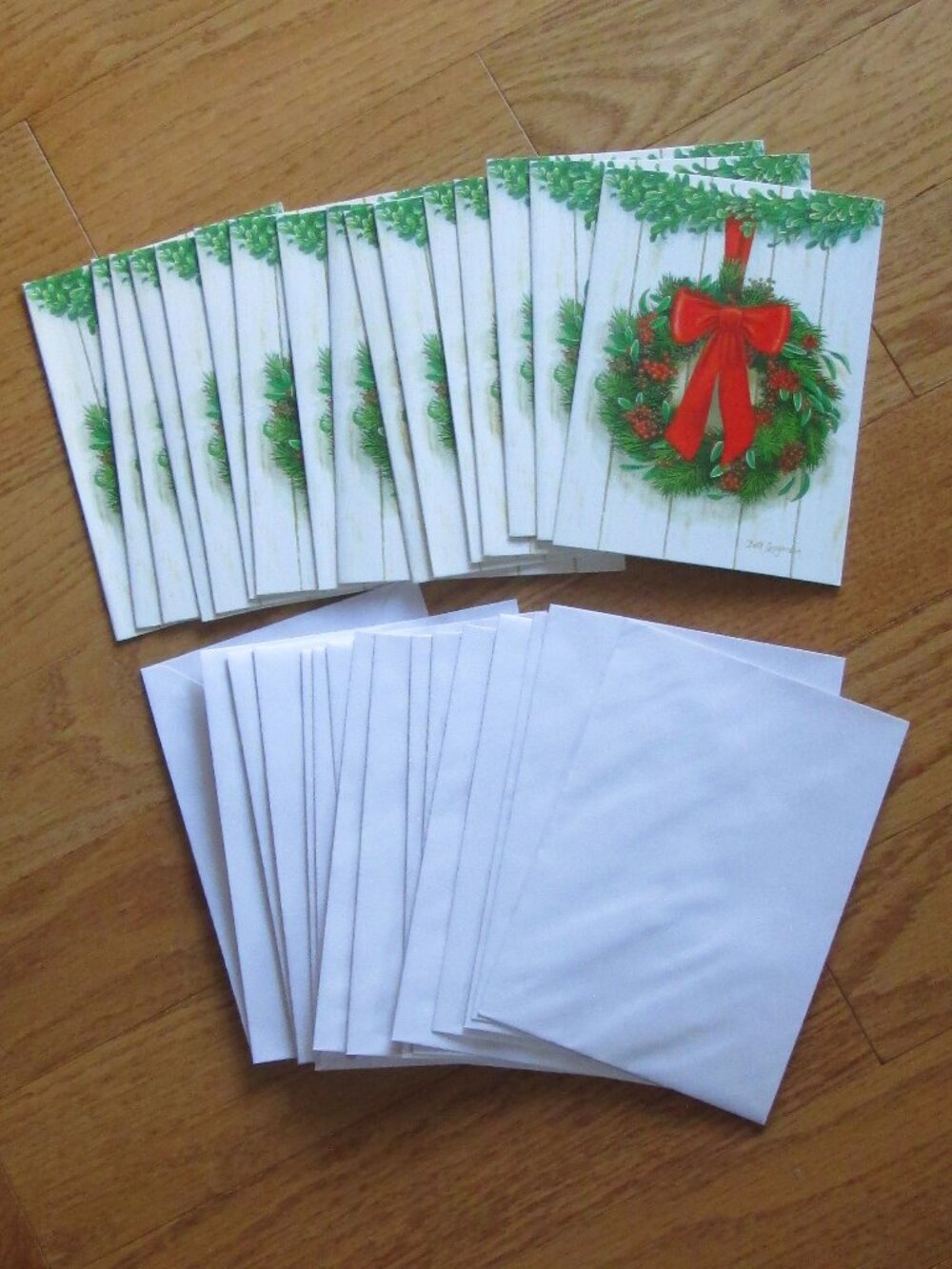 16 Christmas Cards Wreath motif with 16 envelopes, French text inside cards